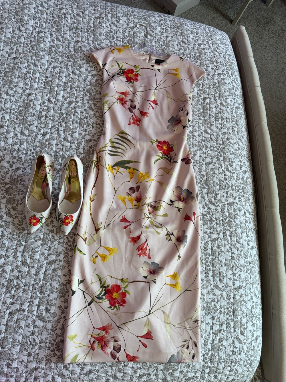 Ted Baker Floral Sheath Midi Dress in Blush Pink - Elegant Women's Dress